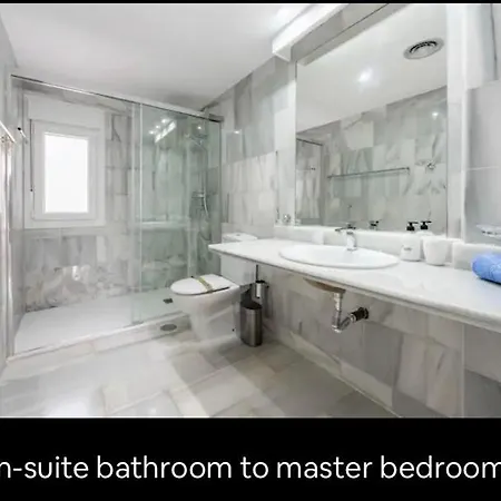 Newly Refurbished Townhouse Naranjos, Puerto Banus